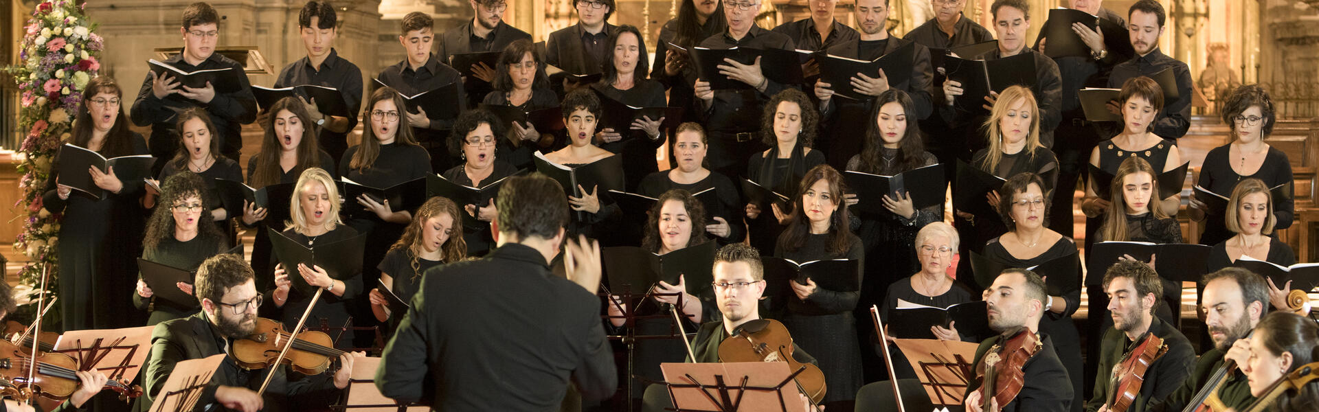 orquesta y coro de la uja