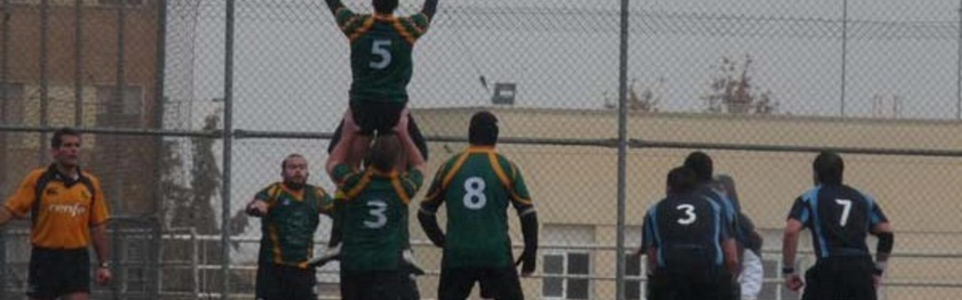 Jugadores durante un partido de rugby seven