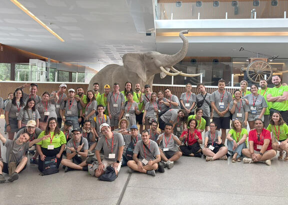 Visita del alumnado participante en el programa al Parque de las Ciencias de Granada.
