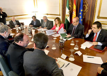 Información sobre la reunión de los rectores con la presidenta de la Junta 
