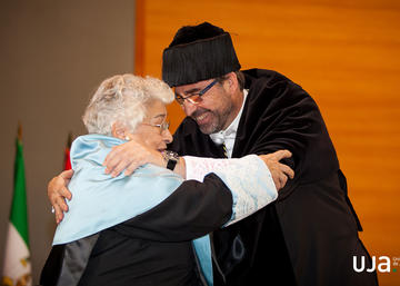 La filóloga Luisa López Grigera, nueva Doctora Honoris Causa por la UJA