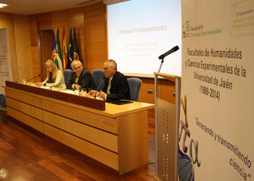 Información sobre la presentación de los actos del 25 aniversarios facultades
