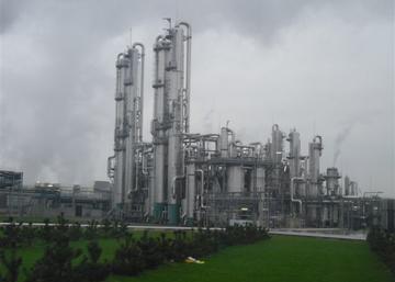Fotografía de una biorrefinería.