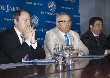 Presentación de los VIII Cursos de Verano de la UJA en Torres