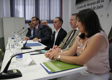 Acto de clausura de los Cursos de Torres.