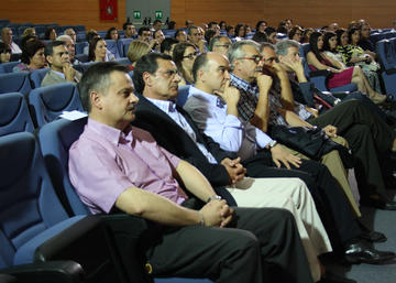 Imagen del público asistente al acto.
