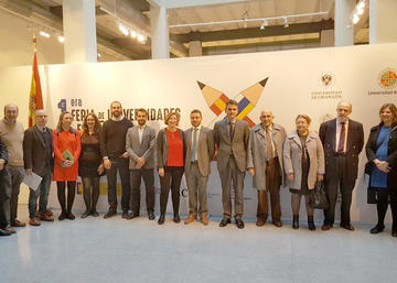 Foto de familia con representantes de universidades españolas.