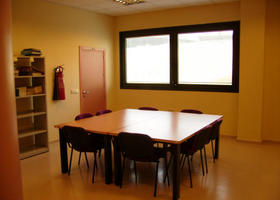 Detalle de la sala de clasificación del archivo de la Universidad de Jaén