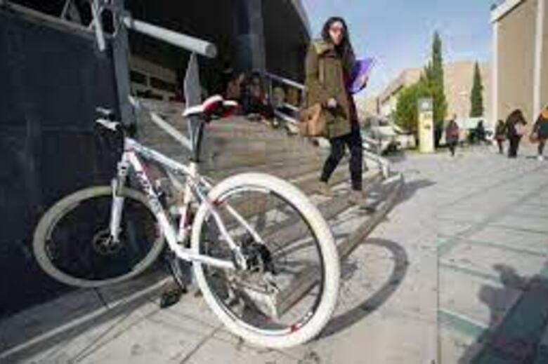 Bicicleta en el campus