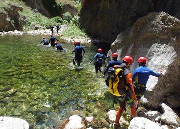 Actividad de Descenso de Cañones en la UJA