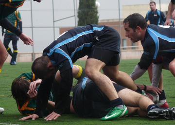 Encuentro de rugby en la UJA