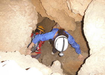 Espeleología con la UJA