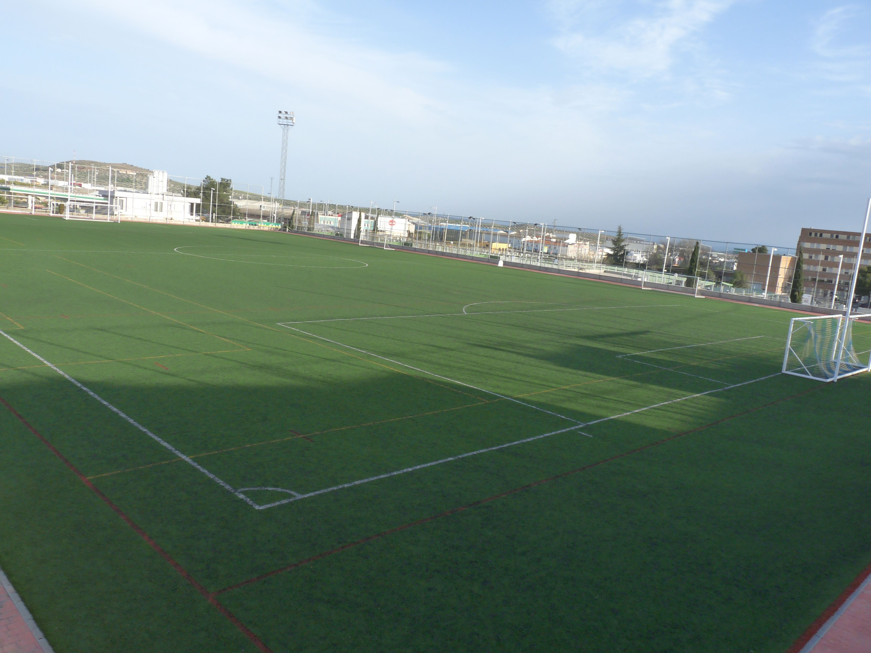 exteriores campo de fútbol UJA