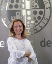 Sra. D.ª Ana Fernández Ocaña