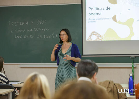 Erika Martínez, durante la impartición del taller.
