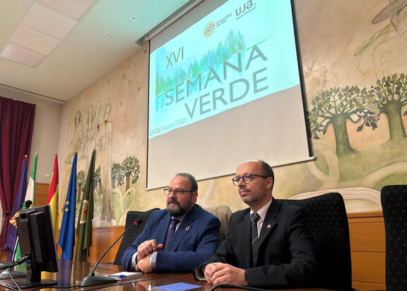 Francisco Roca y Juan de Dios Carazo, en la presentación de las actividades.