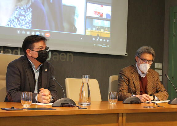 Juan Manuel Rosas Santos y Juan Alberto del Real Alcalá, durante la presentación.