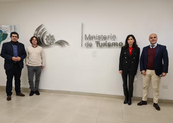 De izquierda a derecha: Juan Ignacio Pulido Fernández, Jairo Casado Montilla, Isabel Carrillo Hidalgo y José Luis Durán Román, todos ellos investigadores del Laboratorio de Análisis e Innovación Turística (LAInnTUR) de la UJA.