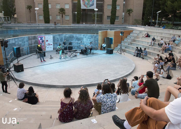 Momento de la actuación de 'Arizona'. Fotografía: Fernando Mármol