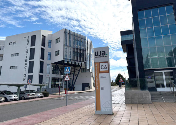 Edificios C6 y D4 del Campus Las Lagunillas.