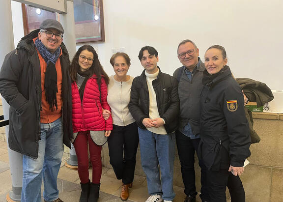 Visita y recepción en el consulado Español de Tetuán, donde fueron atendidos por la vice-canciller Gloria Avendaño.