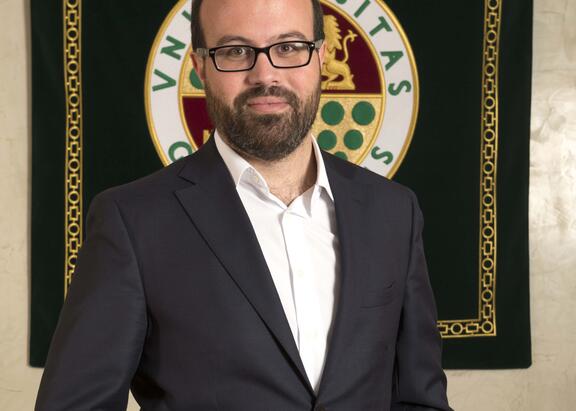 El profesor Felipe Serrano Estrella.