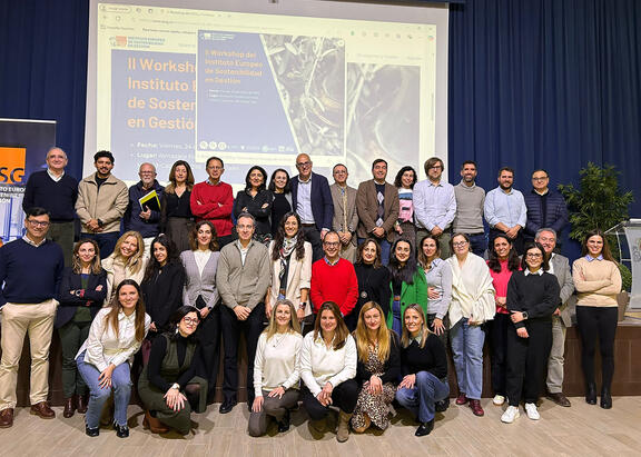 Participantes en la reunión del consejo del Instituto Europeo de Sostenibilidad en Gestión celebrada en Bailén.