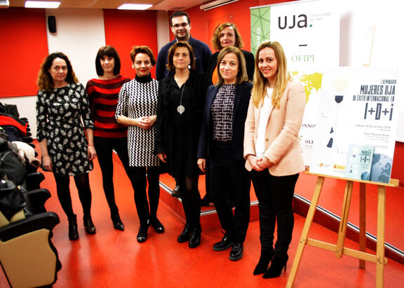 Las investigadoras de la UJA, junto con Francisco Díaz y Matilde Peinado.