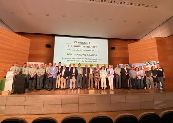 Foto de familia de la Asamblea General de Cooperativas Agroalimentarias de Jaén.