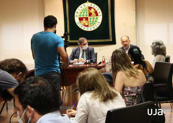 Momento de la rueda de prensa de presentación del Informe de Inserción Laboral
