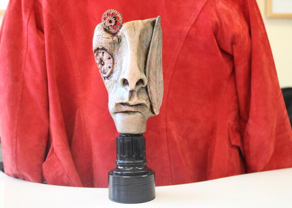 Trofeo del XI Premio 'Universidad de Jaén' a la Divulgación Científica
