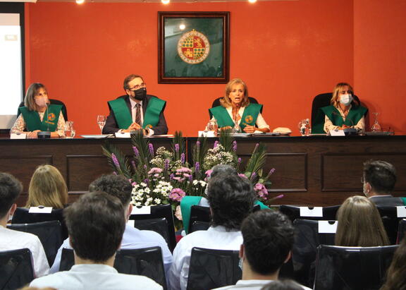 Acto de inauguración de las actividades del Colegio Mayor Domingo Savio.