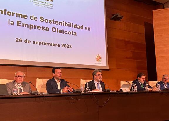 De izquierda a derecha: Manuel Parras Rosa, Francisco J. Perales, Alberto del Real Alcalá, Luis Jesús García-Lomas y  José Antonio Gómez-Limón.