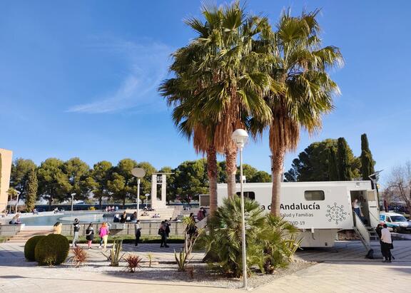 Punto de vacunación en el Campus Las Lagunillas.