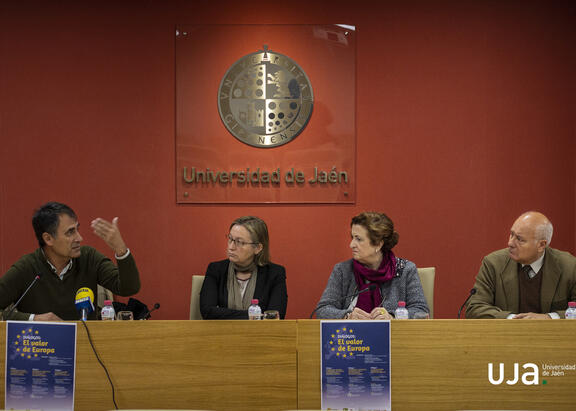 De izquierda a derecha: Salvador Cruz, María Isabel Ramos, María Dolores Rincón y Juan nManuel de Faramiñán. Foto: Balén Espinosa de los Monteros Cano