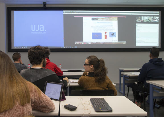 Sala ADA del Campus de Linares.