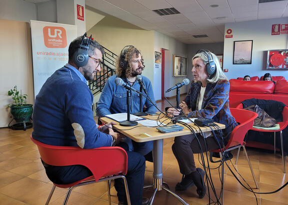 Entrevista a la Vicerrectora de Estudiantes y Empleabilidad y al Director del Colegio Mayor Domingo Savio.