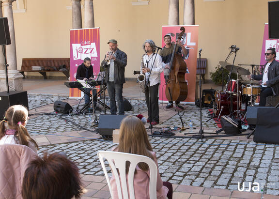 Momento de la actuación de 'Valentín Murillo Grupo¡'. Fotografía. Fernando Mármol