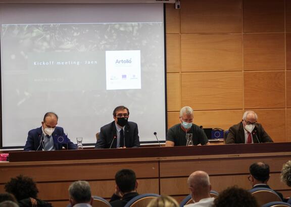 De izquierda a derecha, Sebastián Sánchez Villaclaras, Juan  Gómez Ortega,  Giora Ben Arin y Manuel Parras Rosa.