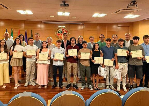 Estudiantado clasificado en las fases provinciales de las Olimpiadas de Economía, Física, Geología, Matemáticas y Química