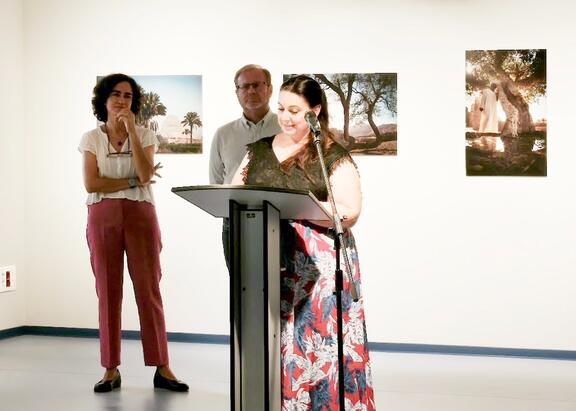 Inauguración de la muestra fotográfica ‘Más allá del árbol’, en la Antigua Escuela de Magisterio de Jaén