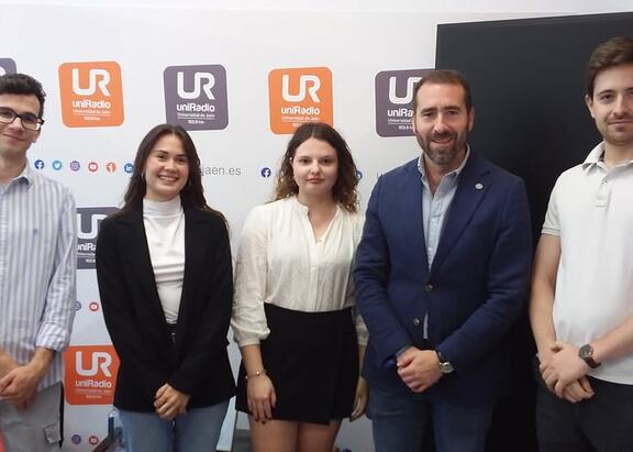 Programa 'Café del Mundo', en UniRadio Jaén