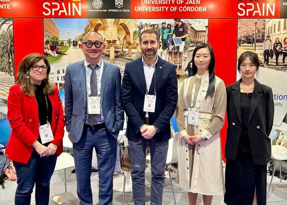 Una de las reuniones mantenidas por la delegación de la UJA durante la feria celebrada en Hong Kong