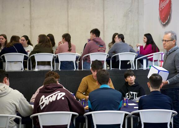 Taller impartido en el Campus de Linares por el Día de las Matemáticas