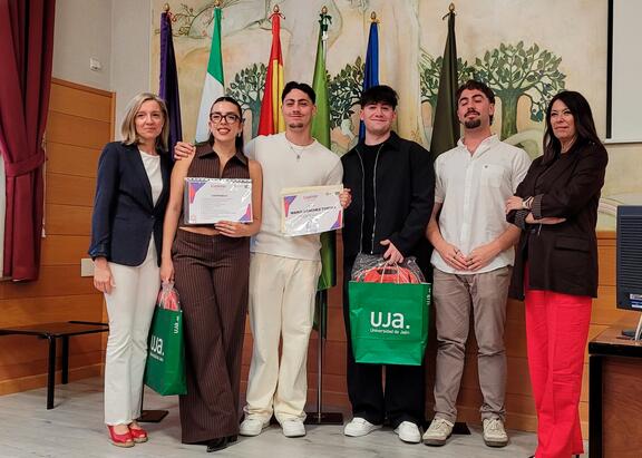 Entrega de premios a los proyectos ganadores.