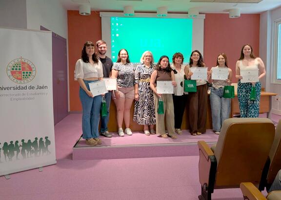 Responsables y alumnado participante en el programa DACIU durante el curso 2025-2026.