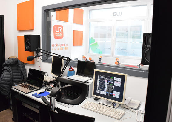Estudios de UniRadio Jaén.