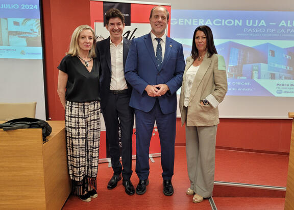 Mª Teresa Pérez Giménez, Pedro Belón, Nicolás Ruiz y Mª Rosa Vallecillo.