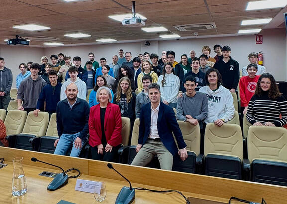 Autoridades y participantes, tras el acto inaugural celebrado en la Antigua Escuela de Magisterio de Jaén.