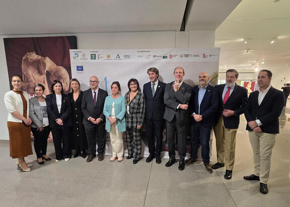 Representantes institucionales de entidades organizadoras y colaboradoras, en la inauguración del congreso.